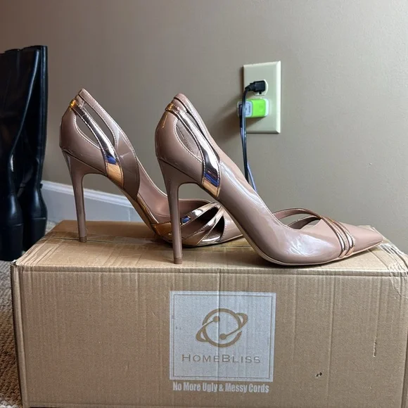 NWOT • Nine West • Women's Findme Pump • Clay/Gold • Size 10M • FABULOUS! - Picture 14 of 17